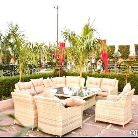The Firangipani Country Resort Rājpura Exterior foto